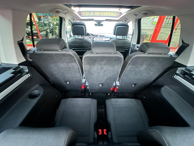 Volkswagen Touran 2015