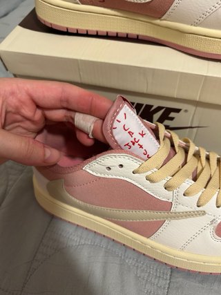 Travis Scott Rosas - Talla 41