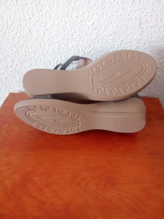 SANDALIAS DE CUÑAS