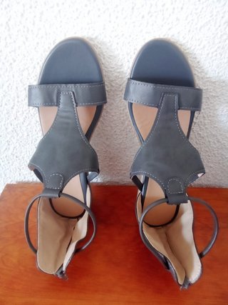 SANDALIAS DE CUÑAS