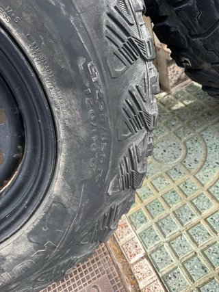 Se venden llantas 4x4 6 tornillos