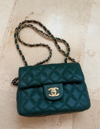 Bolso elegante CC usado solo una vez.