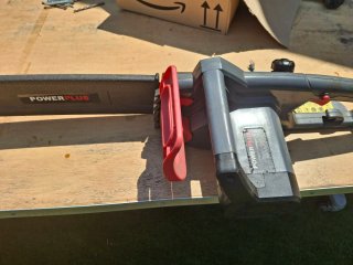 Sierra electrica con seguro de paro