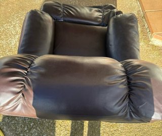 Sillon marron de piel sintetica