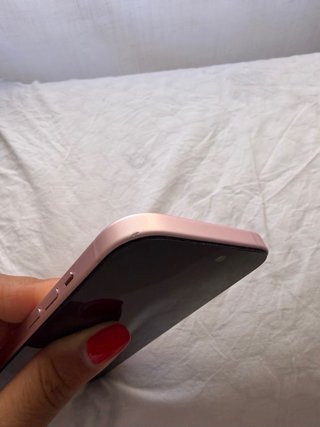 iPhone 15 128G estado bueno