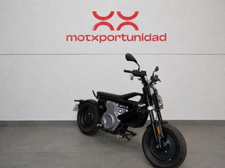 BMW CE 02