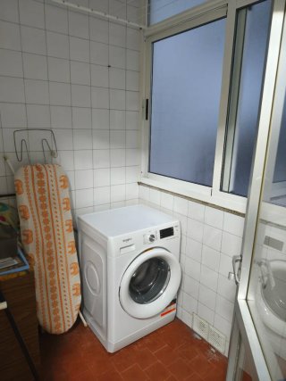 Alquilo piso ,a estudiantes