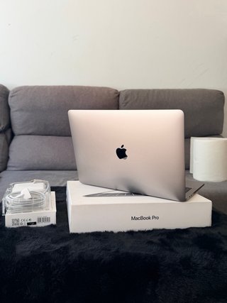 MacBook Pro 2018 2017 con Touch Bar + Scatola originale