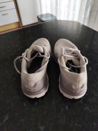 Bambas de mujer under armour