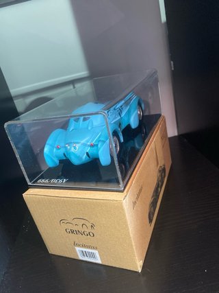 Coche de coleccionista 999 unidades