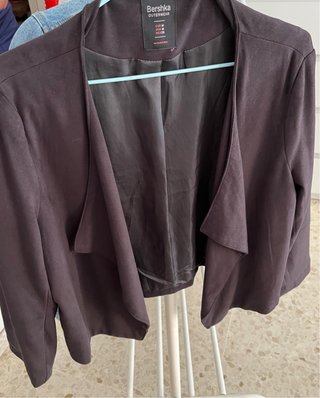 Chaqueta Bershka ante negra Talla M