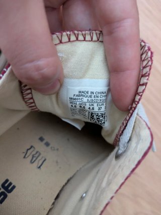 Converse color burdeos talla 37