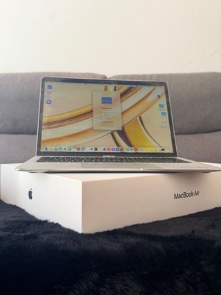 MacBook Air Retina 13” 2019  + Caja original