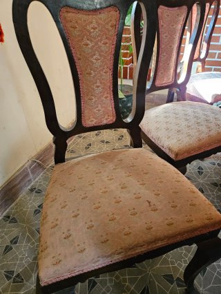 Ser muebles antiguos