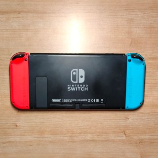 Nintendo Switch V2 con Caja