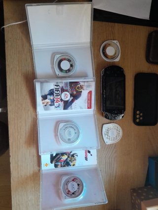 PSP 1004 + giochi