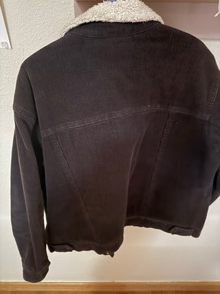 Abrigo borrego y pana Pull&Bear Talla M