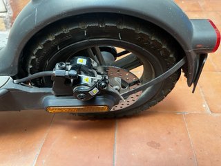 Patinete Xiaomi Mi Electric Scooter Essential