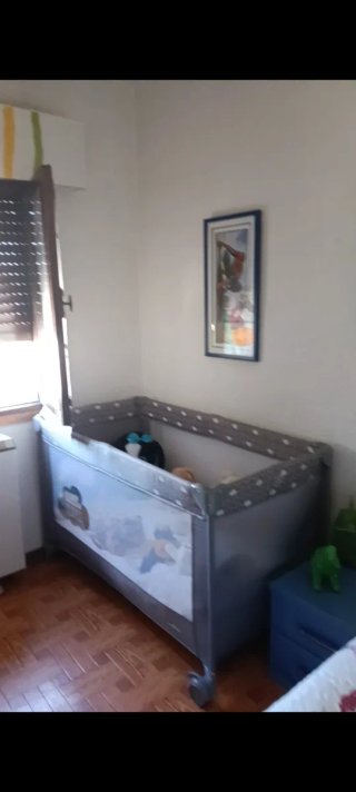 Cuna de viaje portátil