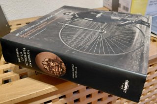 Libro Historia de la fotografía en España