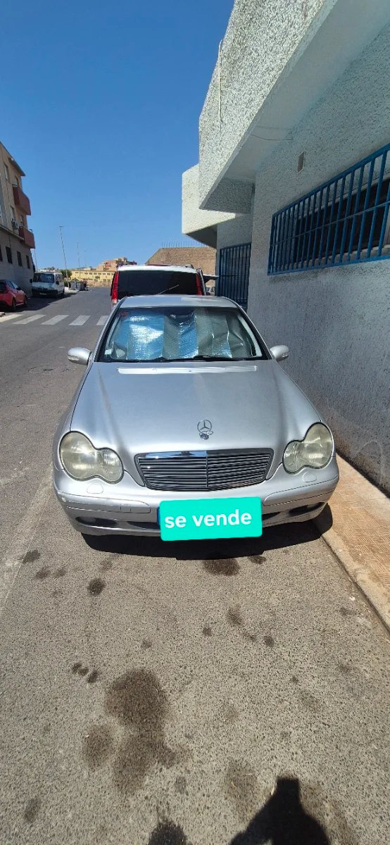 Mercedes-Benz Clase E 2001 - foto 1