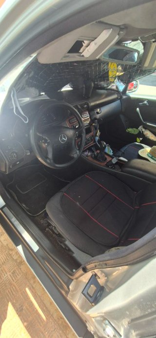 Mercedes-Benz Clase E 2001