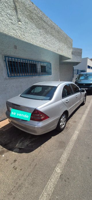 Mercedes-Benz Clase E 2001