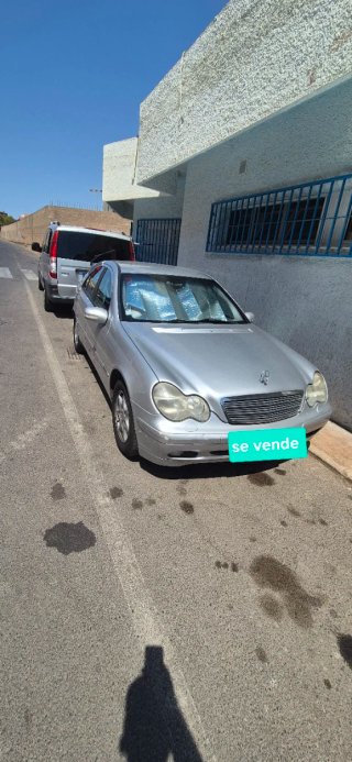 Mercedes-Benz Clase E 2001