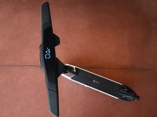 ¡Patinete eléctrico Ninebot KickScooter Air T15E!