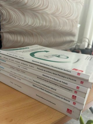Libros de grado medio Auxiliar de enfermería