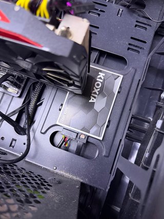 Ordenar gaming corre i5 ssd 256 de arranque y 1t m