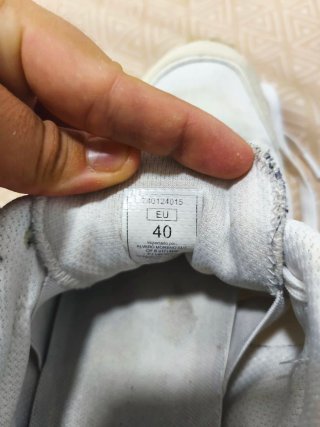 Zapatillas Álvaro Moreno Blancas y Rojas