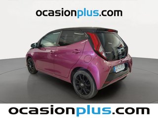 Toyota Aygo 1.0 VVT-i x-play business 51 kW (69 CV)