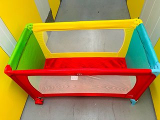 Parque infantil corralito bebé