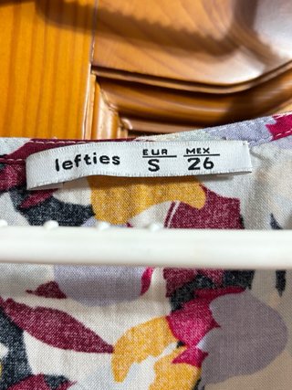 Vestido flores lefties