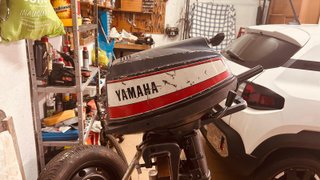 Motor fueraborda Yamaha 5 CV 2T + caballete