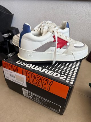 Zapatillas modelo New Jersey Dsquared2 en piel,