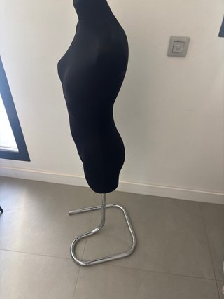 Maniquí ajustable negro