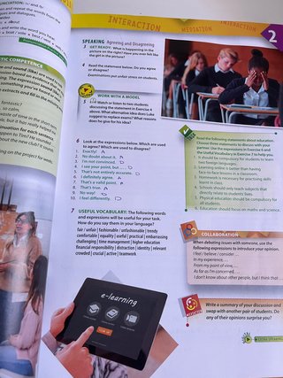 BURLINGTON SKILLS FOR 2 BACH STUDENT'S BOOK