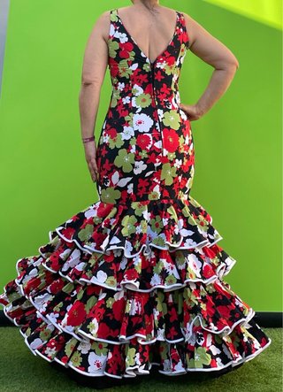 Traje de Flamenca Talla 38-40 Elástico