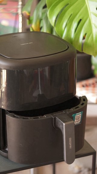 Freidora de Aire Cecotec Negra