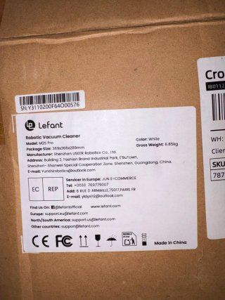 Robot aspira e lava