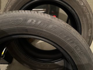 2 Ruedas Yokohama 225/55R18 98H