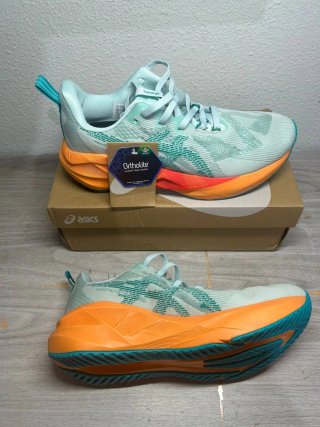 Asics Novablast 5 Talla 44 Naranja Verde