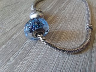 Pulsera Pandora corazón y charm Murano azul