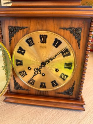 Orologio da tavolo JUNVA a carillon
