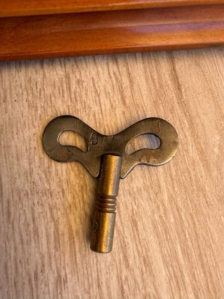 Orologio da tavolo JUNVA a carillon