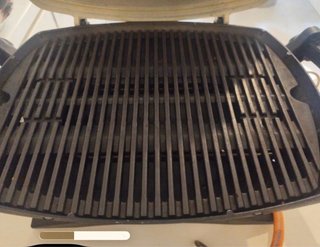 Barbacoa Weber Q200 Gas + Carro