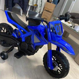 Moto eléctrica NIÑO/A.