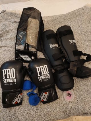 Equipo de boxeo Pro Sandiego Prácticamente sin uso